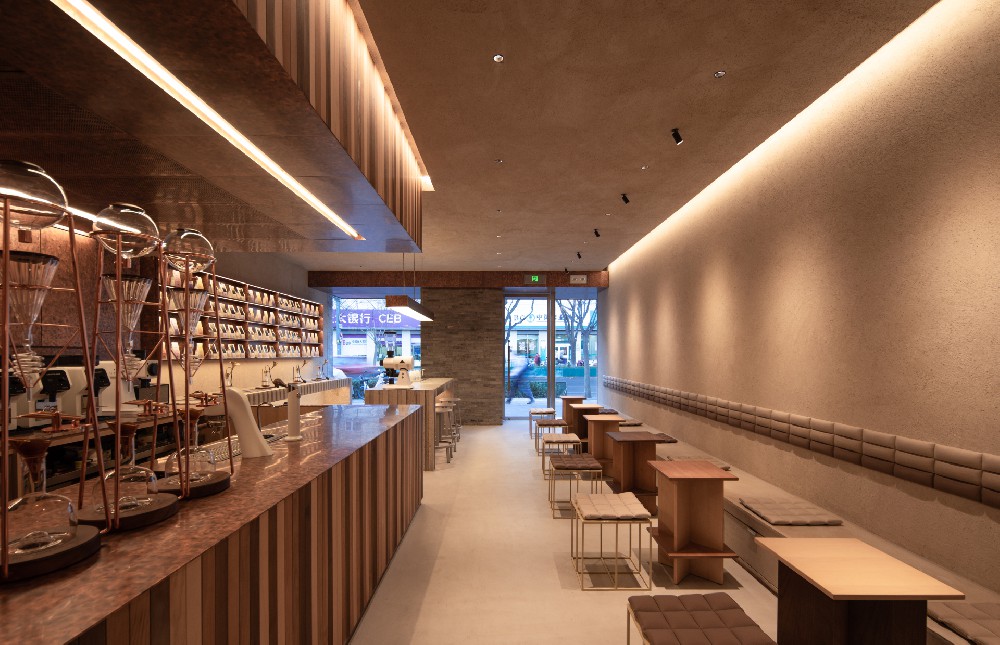 咖啡館空間情緒設計實踐,在喧囂中提供一方靜謐又溫暖的沉浸式棲息地
